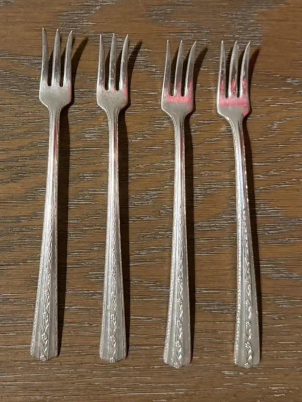 Wallace Knickerbocker Silverplate AA 63 pcs Roseanne Flatware Set Service for 8+